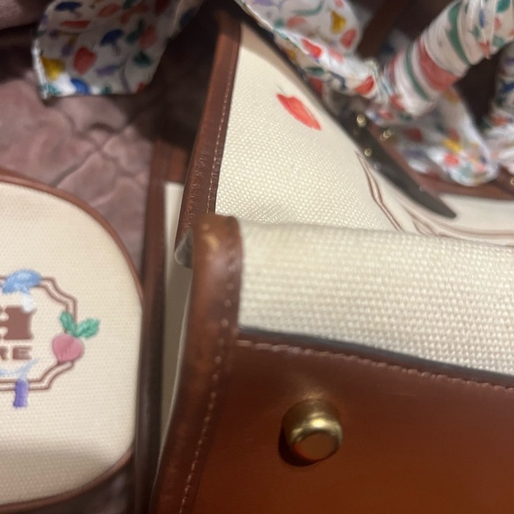 Coach Field Tote Floral w/ Matching Coach Floral Purse, Coach Scarf, & Charm - Picture 6 of 16